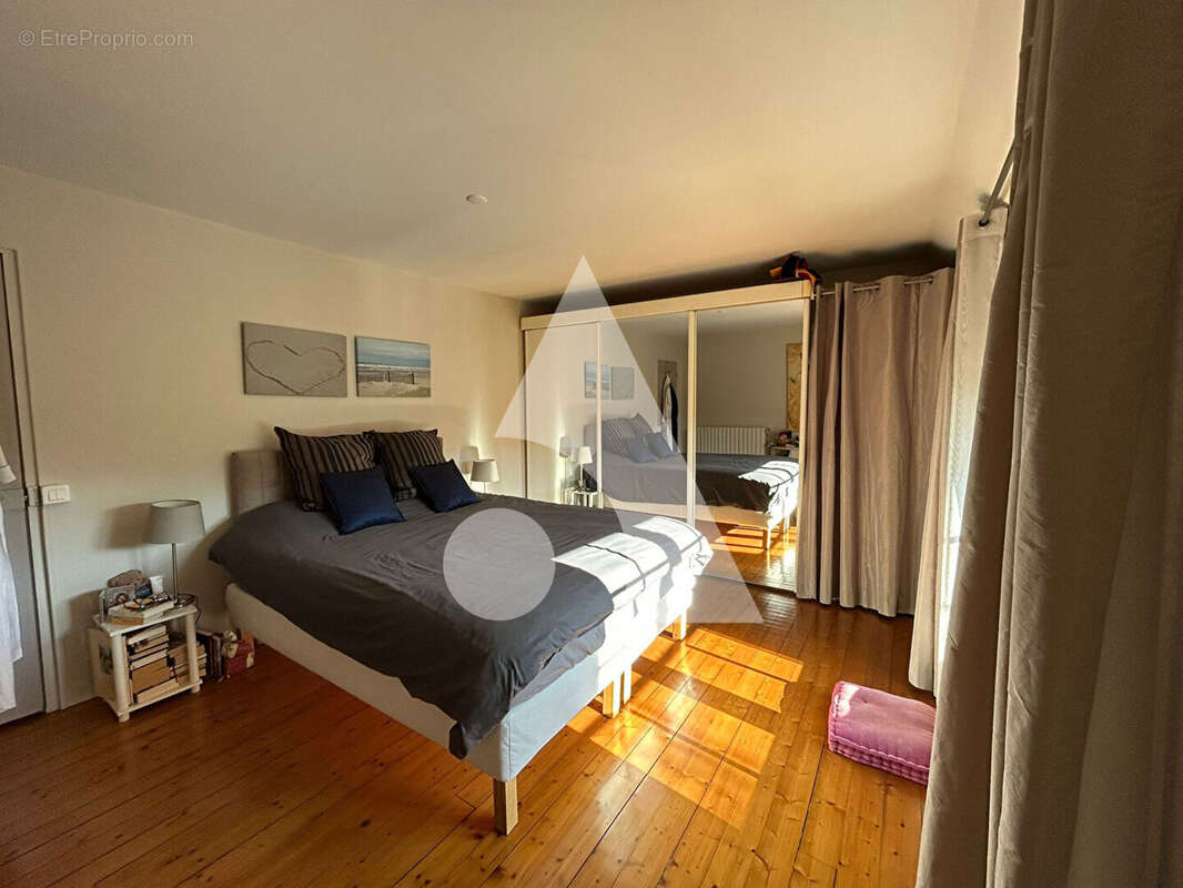 Maison à SAINT-GERMAIN-SOUS-DOUE