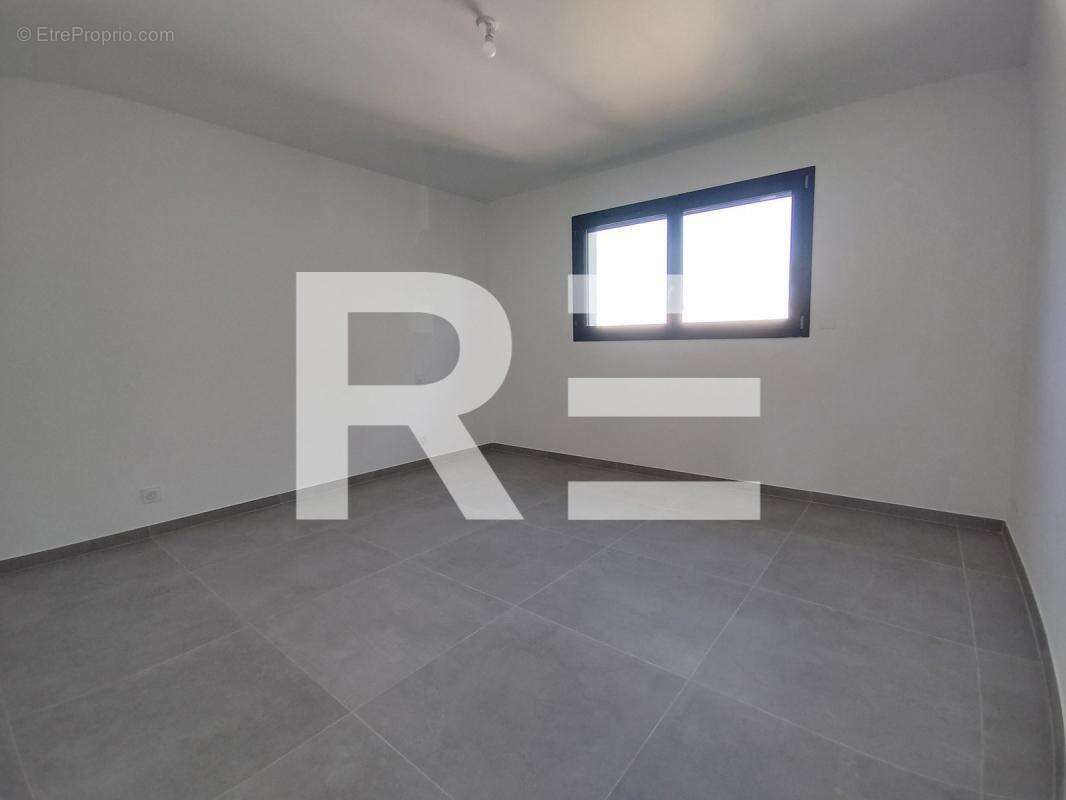 Maison à SAINT-CHRISTOL-LES-ALES