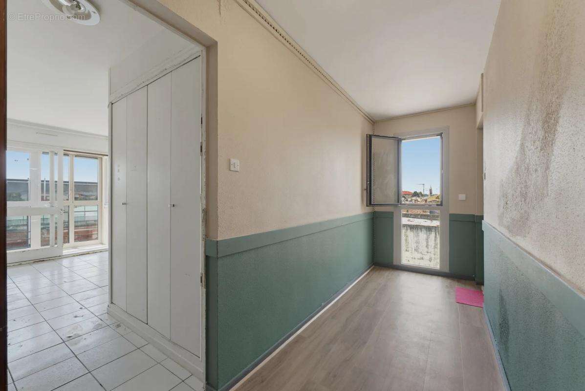 Appartement 1 pièce de 26 m² à Libourne - photo 8