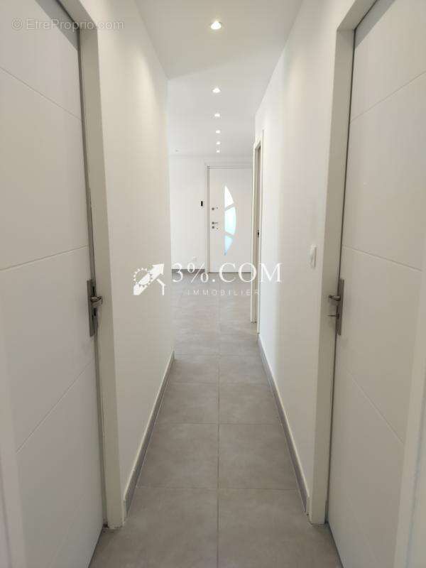 Maison à GRANGES-LES-BEAUMONT