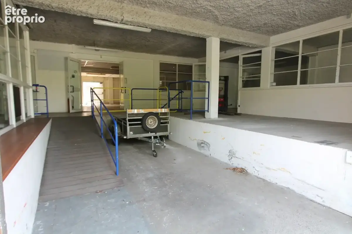 local commercial de 550 m2 avec 500 m2 de cour BOULOGNE SUR MER - photo 5