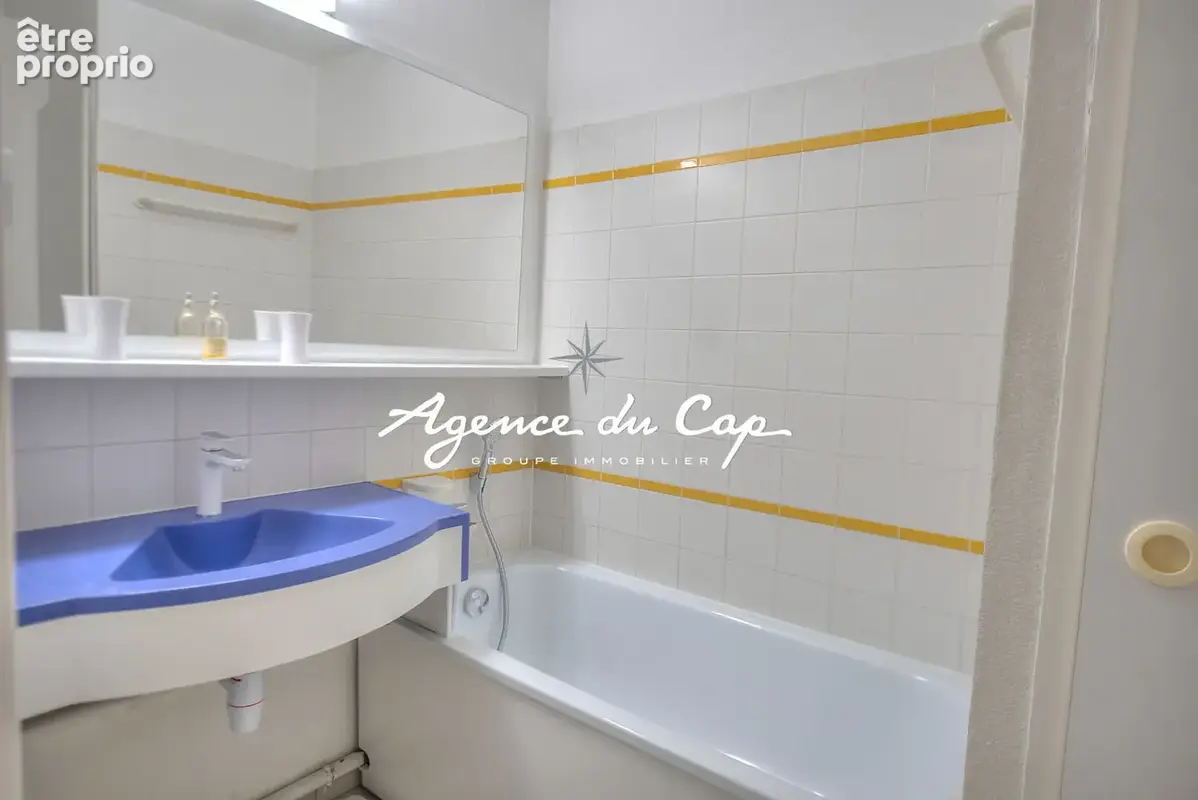 Appartement vue mer 3 pieces 6/8 couchages dernier etage proche mer - photo 13