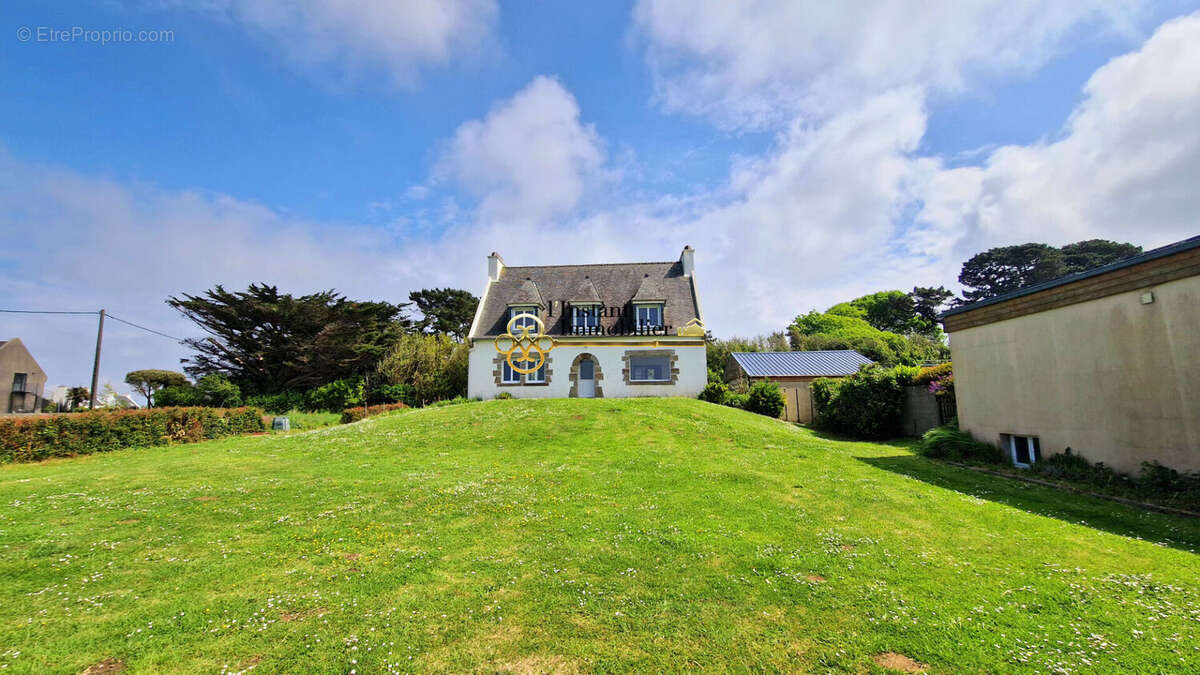 Maison à PLOUGASNOU