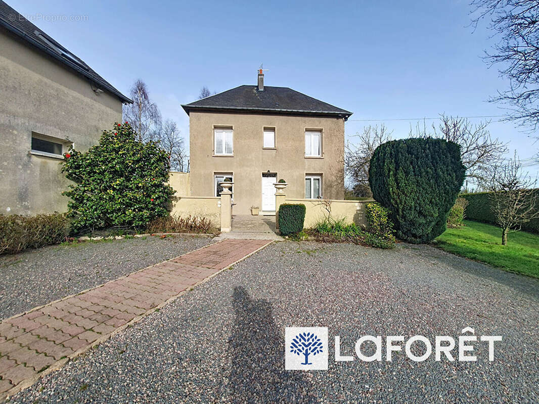 Maison à VILLERS-BOCAGE