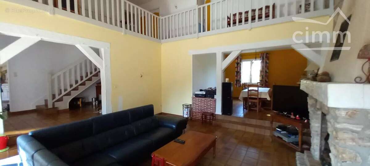 Maison à HUISSEAU-SUR-COSSON