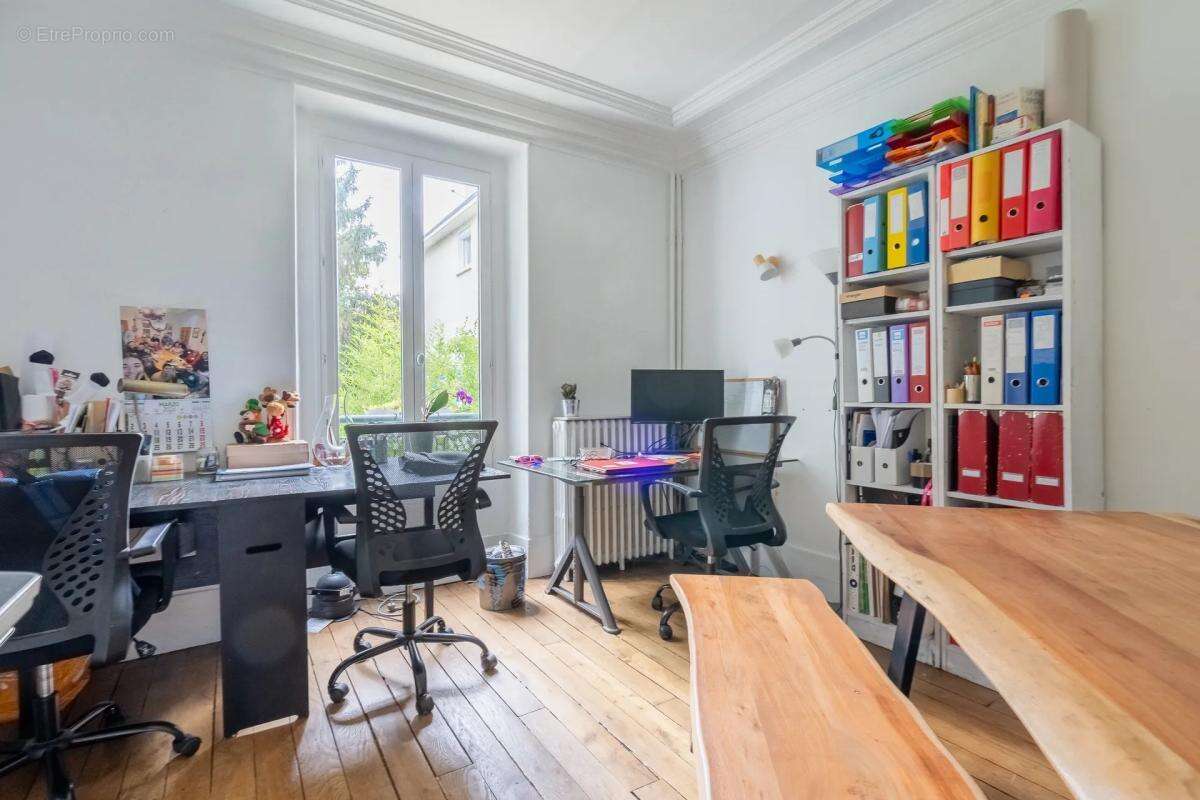 Maison à NEUILLY-PLAISANCE