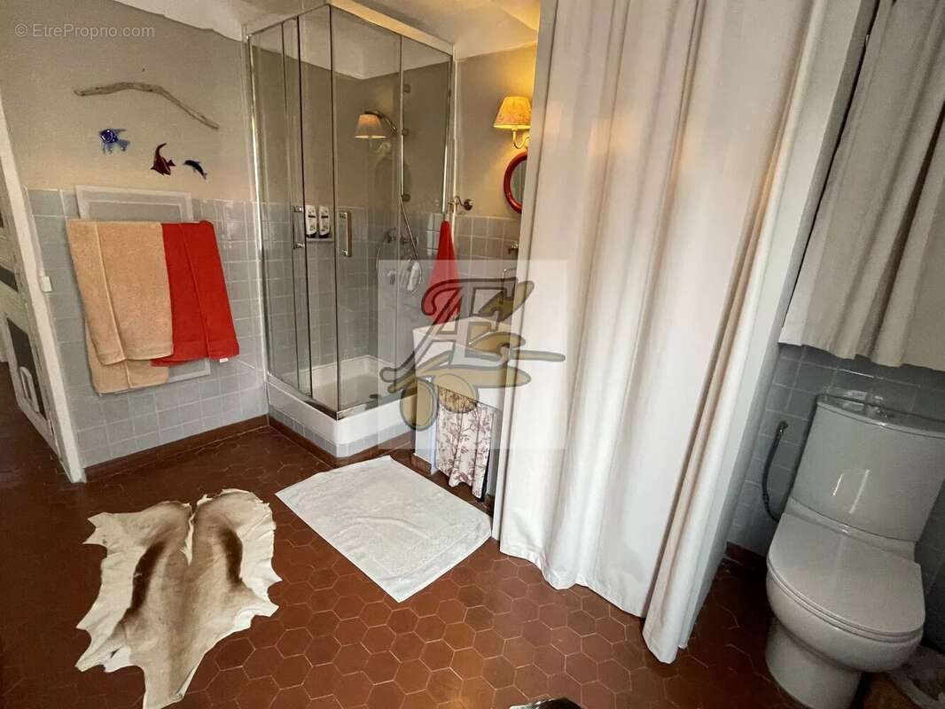 Appartement à SEILLANS