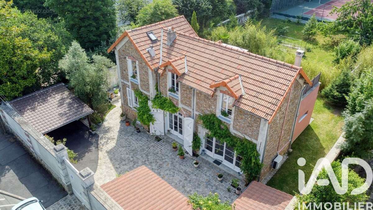 Maison 177 m² à Lagny-Sur-Marne  - photo 4