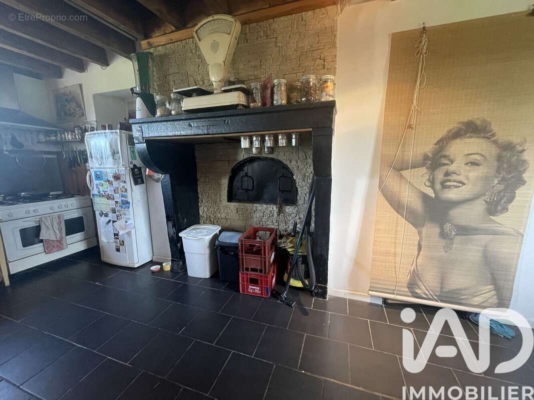 Maison 150 m² à Pierrefitte-Sur-Loire  - photo 6