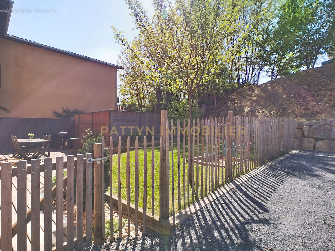 Maison à SAINTE-EUPHEMIE