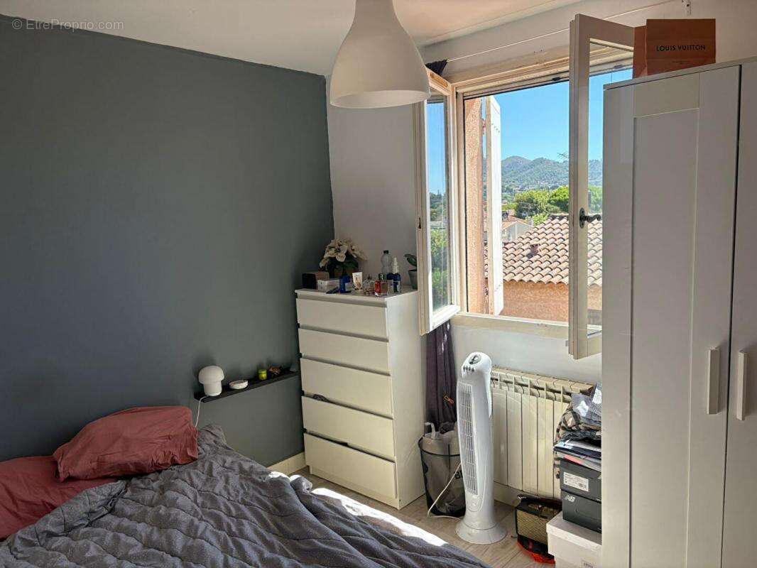 Appartement à PLAN-DE-CUQUES