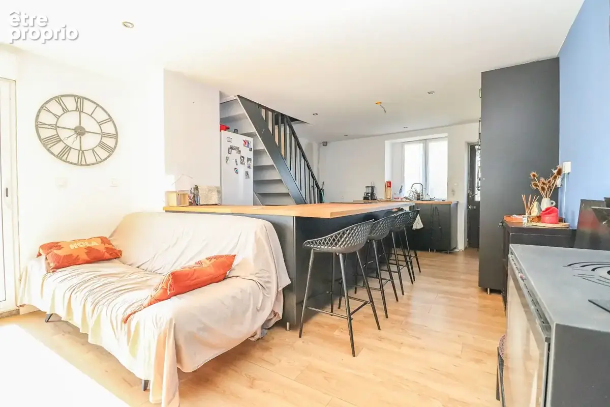 Maison 108 m² à Montigny-Mornay-Villeneuve-Sur-Vingeanne  - photo 3