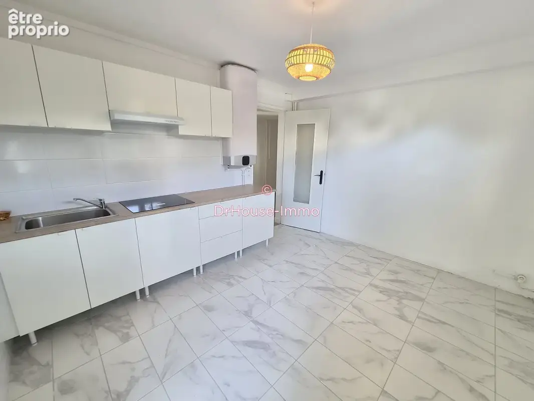 Maison 10 pièces 185 m² à vendre à Les Mureaux (78130) - photo 4