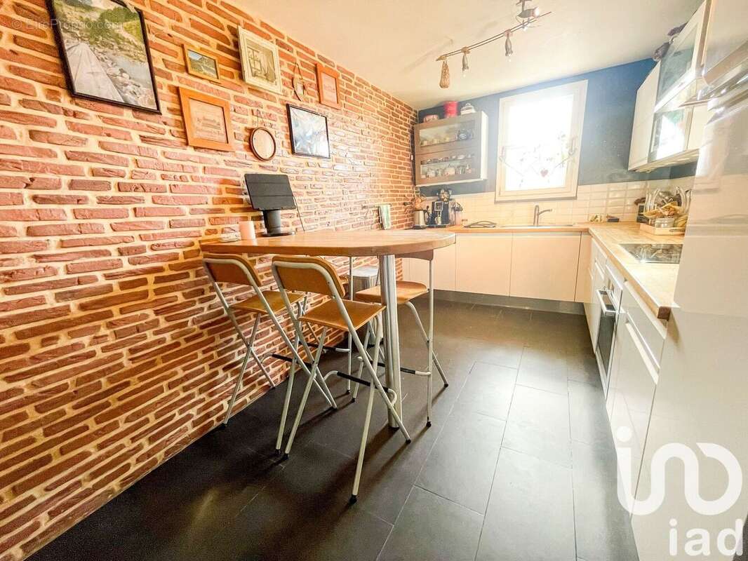 Photo 2 - Appartement à MONTEREAU-FAULT-YONNE