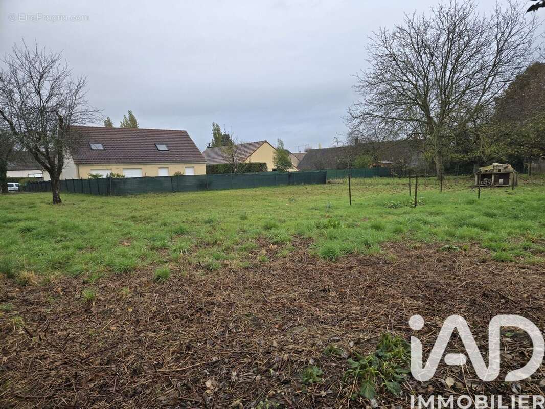 Photo 2 - Terrain à GRON