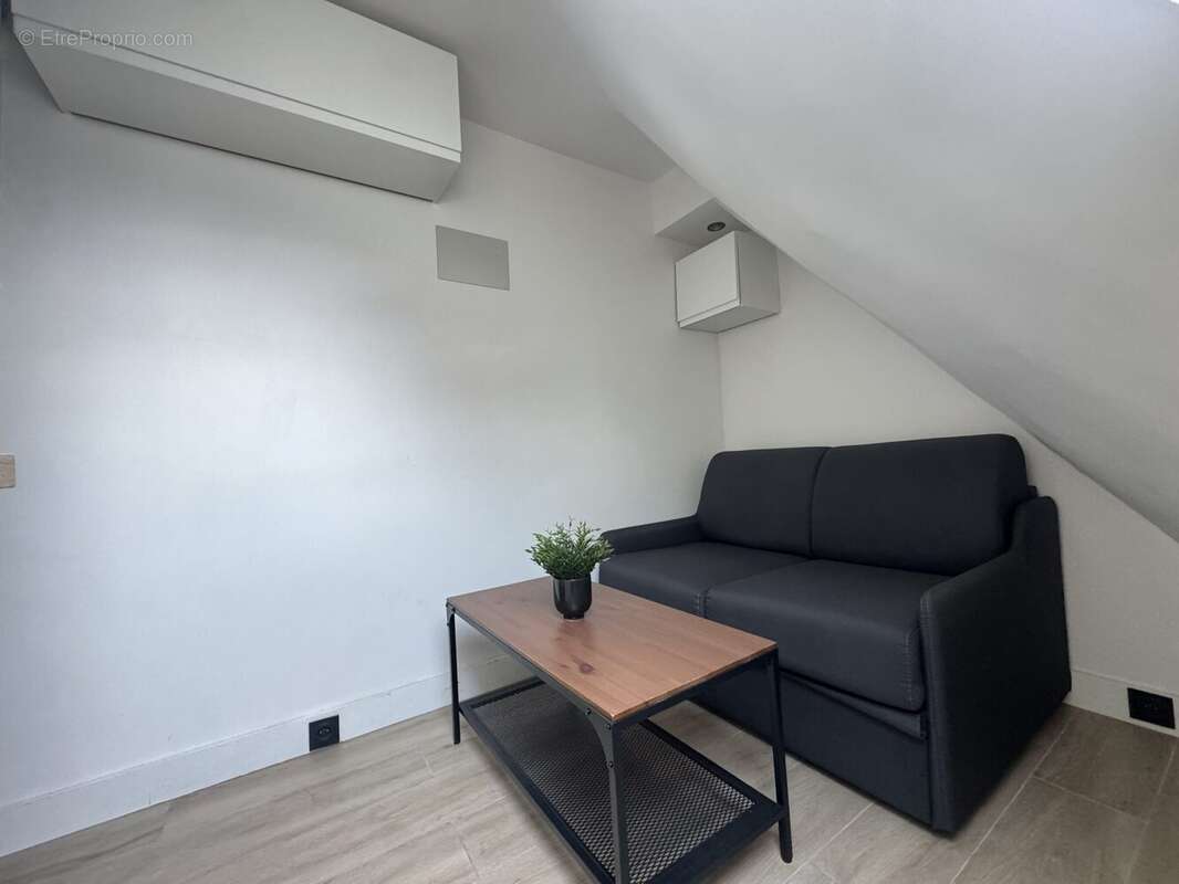 Appartement à PARIS-8E