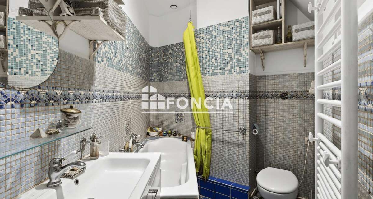 Appartement à PARIS-10E