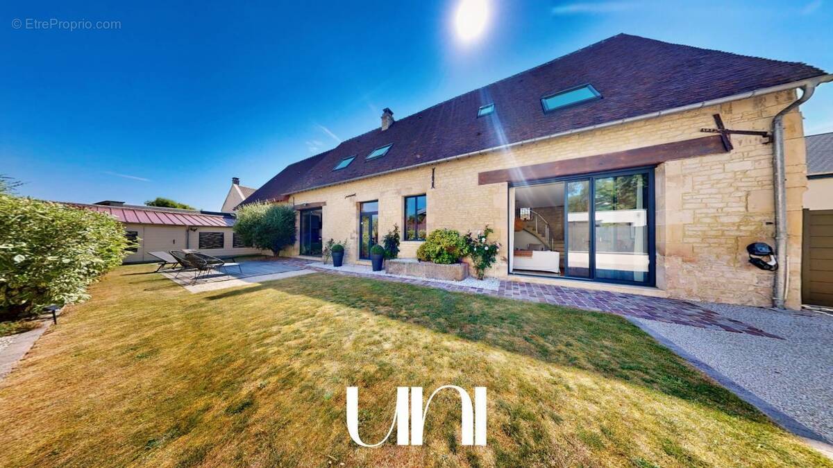 Maison à BRETTEVILLE-SUR-ODON