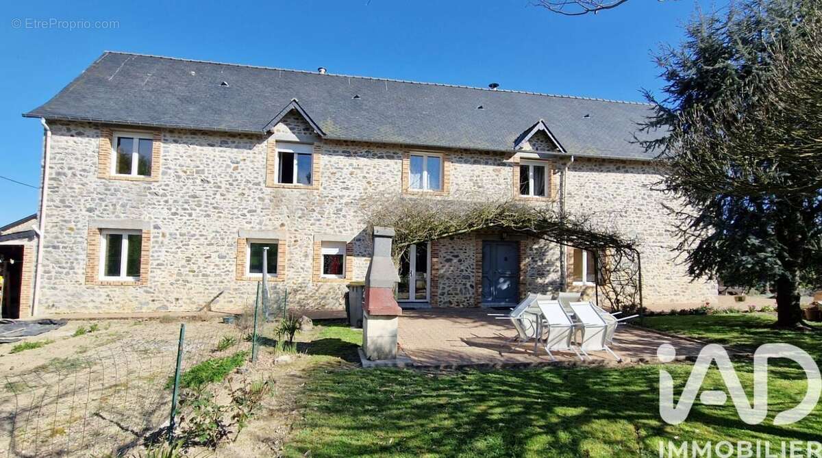 Photo 2 - Maison à BONCHAMP-LES-LAVAL