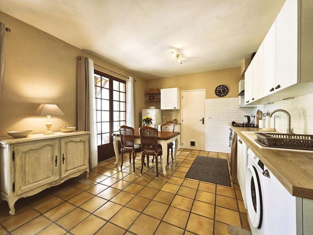 Maison à LAVERGNE