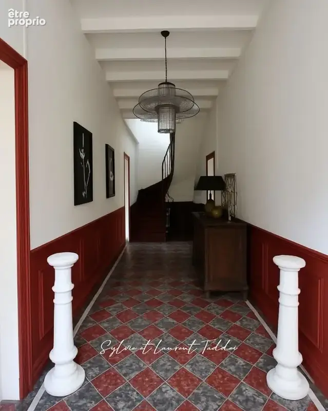 Maison bourgeoise en pierre renovee avec piscine, dependances et plus de 3,6 hectares de terrain - photo 3