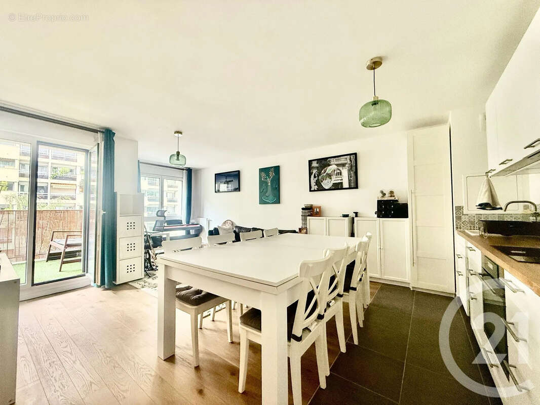 Appartement à CLICHY
