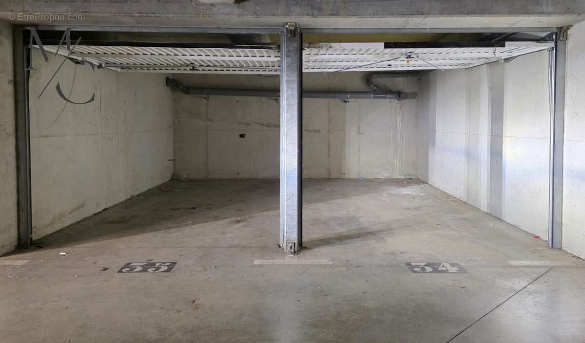 Appartement à BEAUZELLE