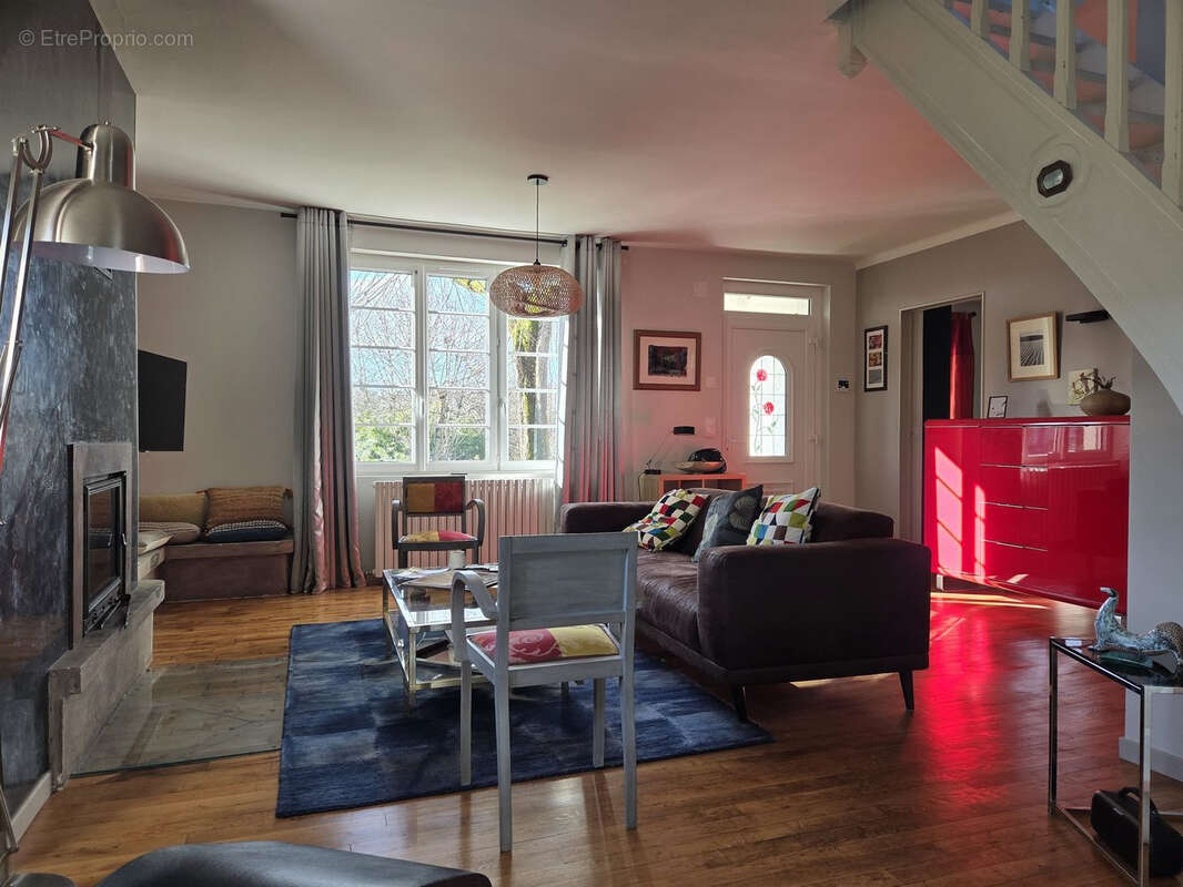 Maison à VILLEFRANCHE-DE-ROUERGUE