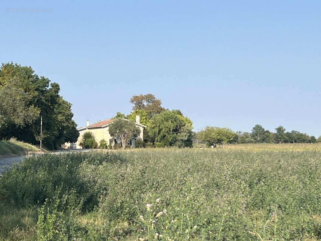 Maison à PAREMPUYRE