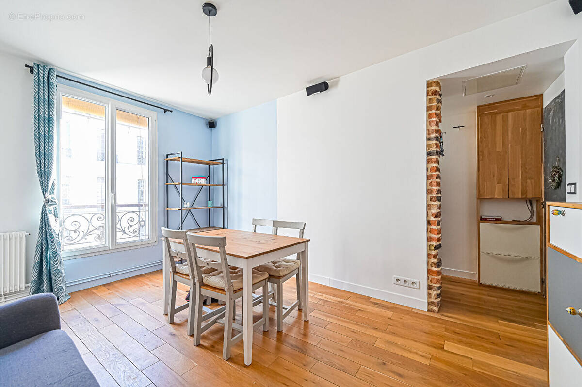 Appartement à PARIS-18E