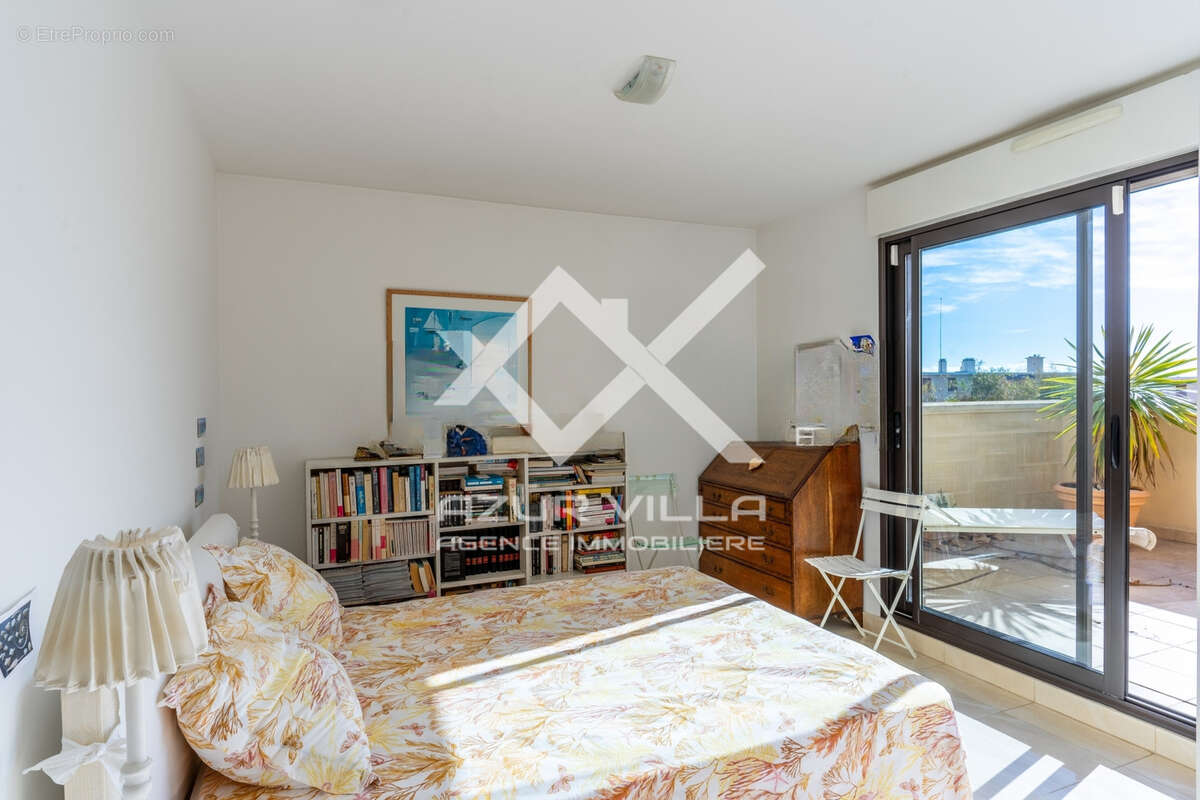 Appartement à HYERES
