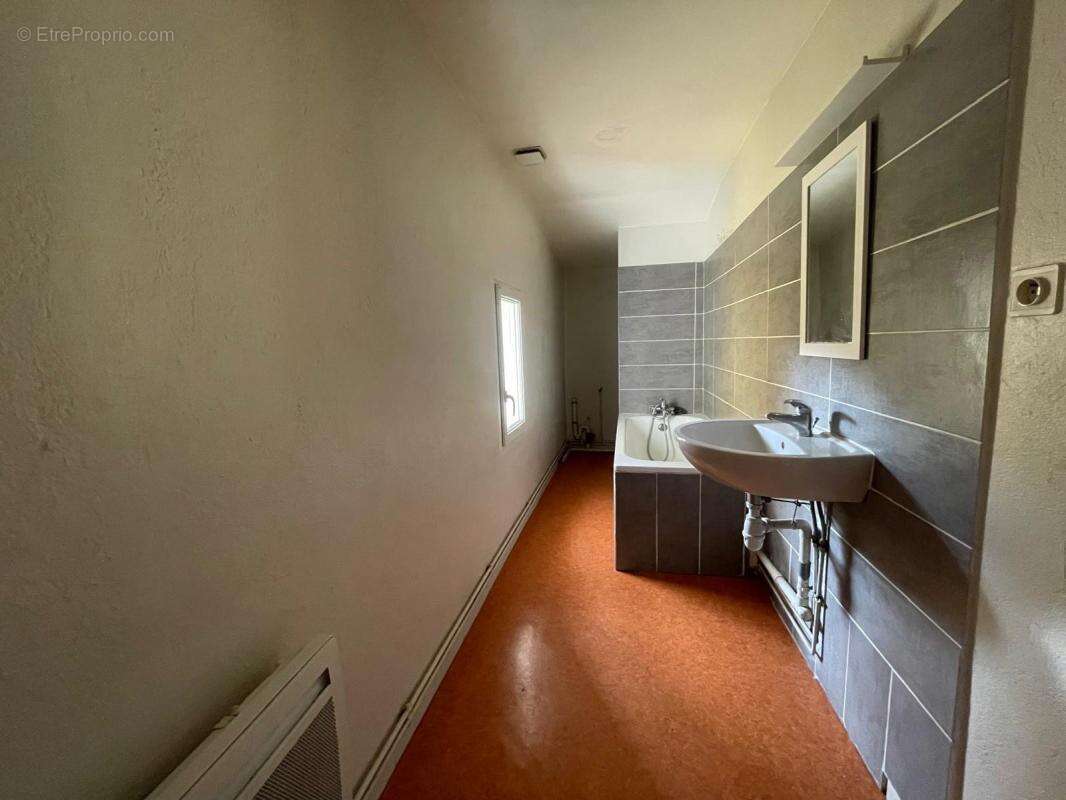 Appartement à LISLE-SUR-TARN