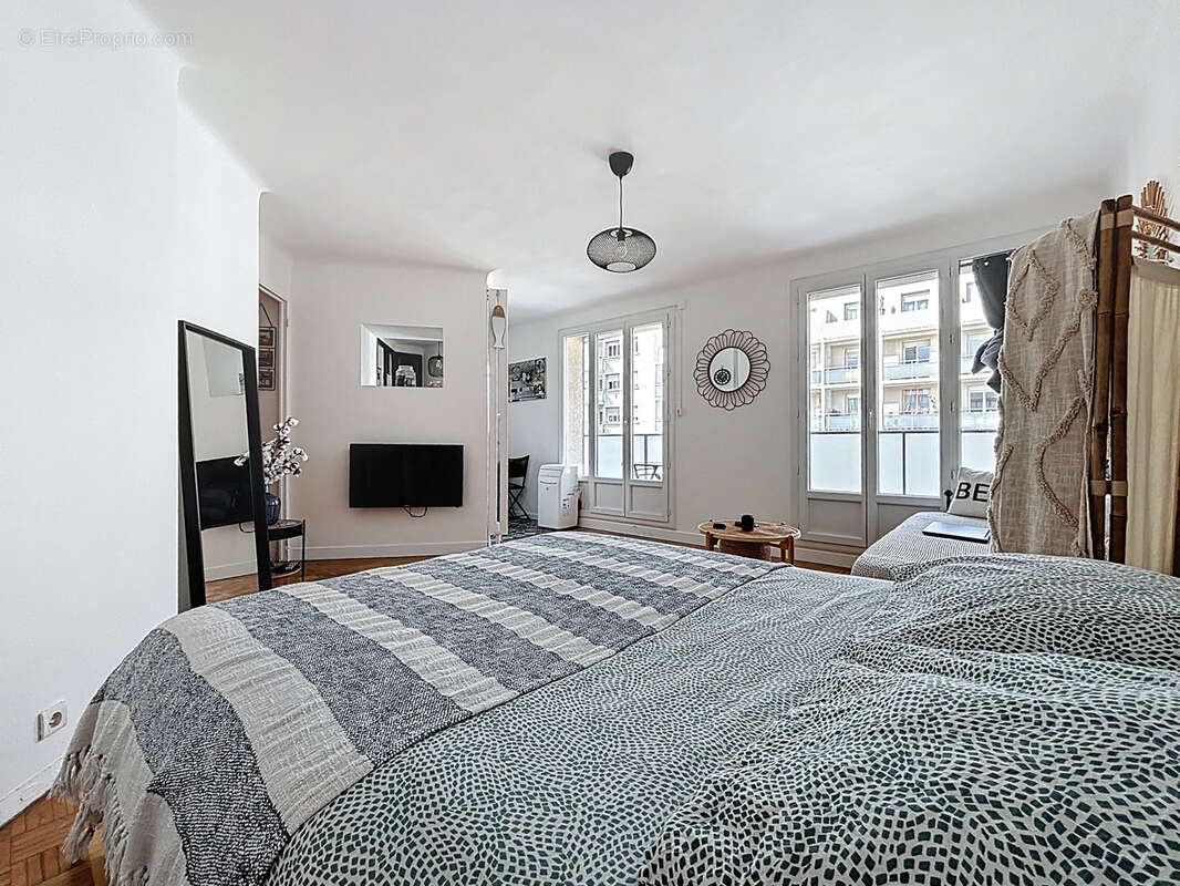 Appartement à MARSEILLE-7E