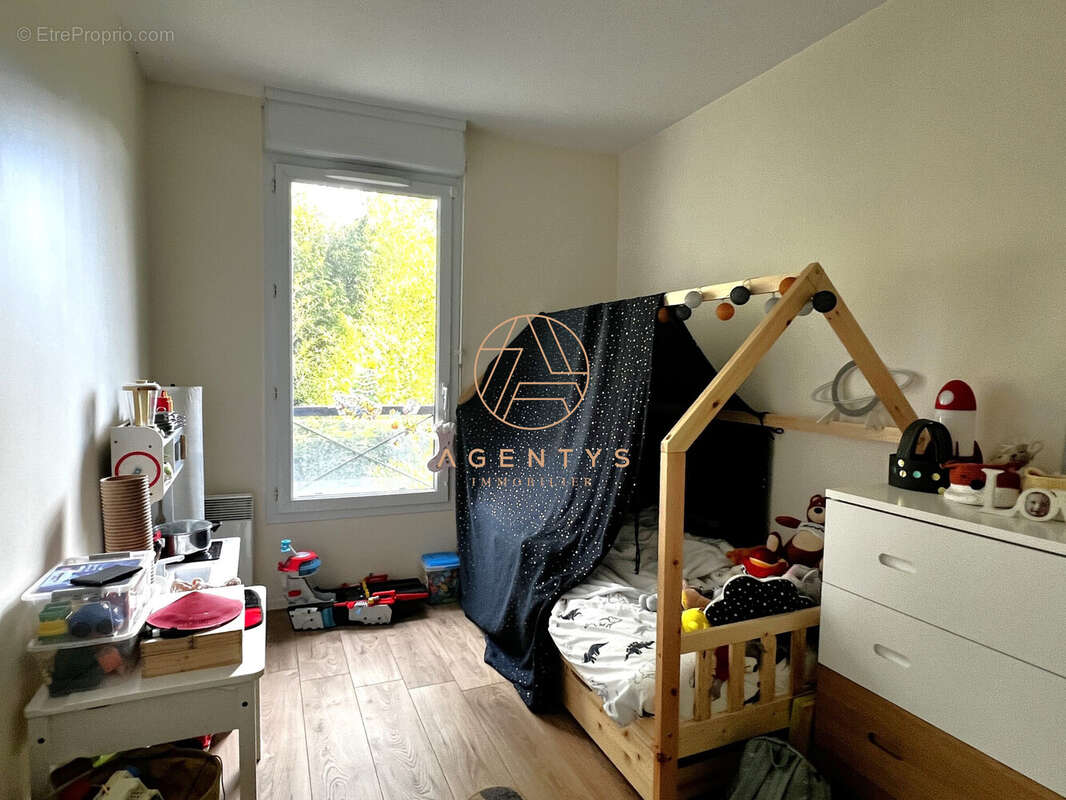 Appartement à LE PLESSIS-TREVISE