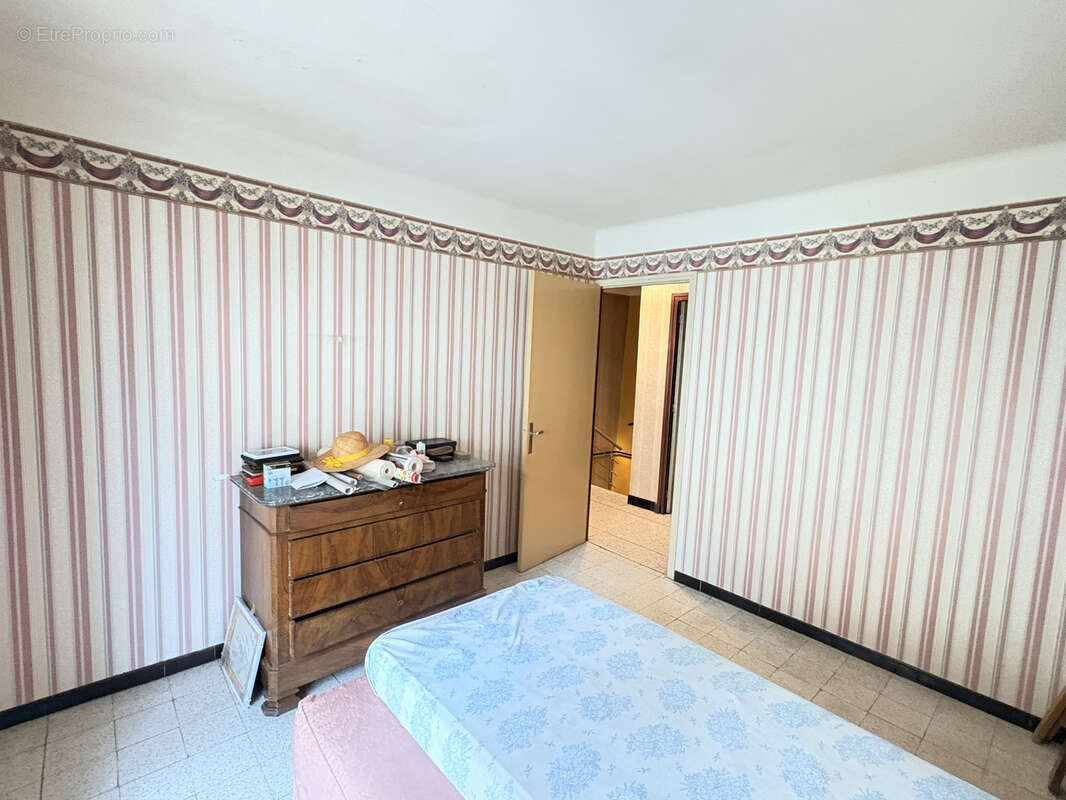 Maison à LA CALMETTE