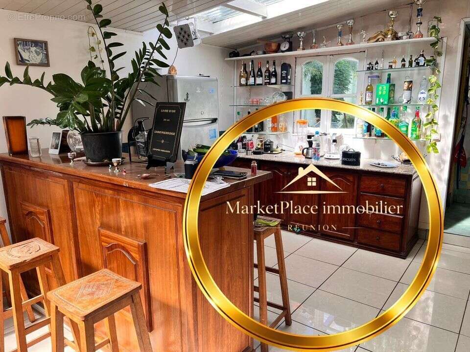 Maison 140 m² à Saint-Denis  - photo 14