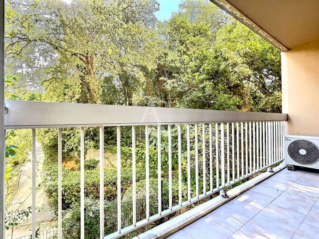 Appartement à MARSEILLE-11E