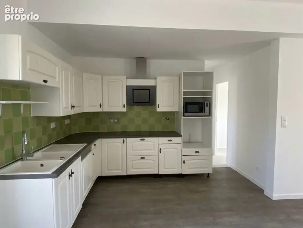 A 20 mn de limoges, cette bâtisse de 140m2 offre charme & confort sur 2500m2 - photo 5
