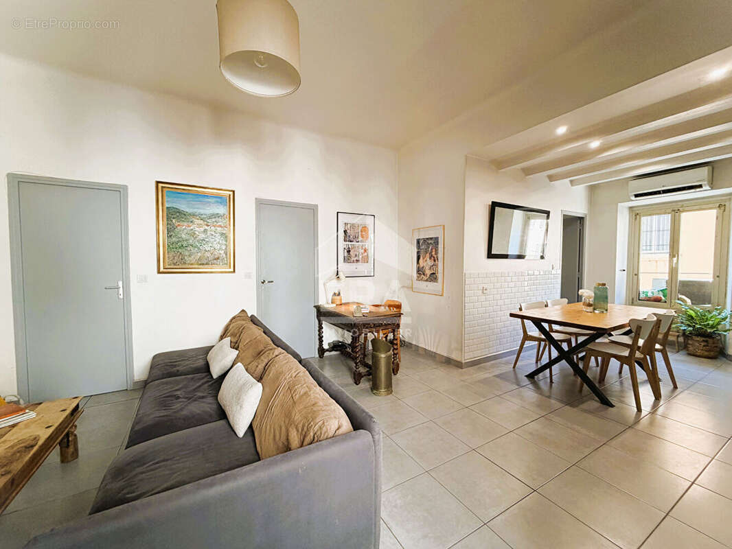Appartement 51m² à marseille 1er arrondissement - photo 2