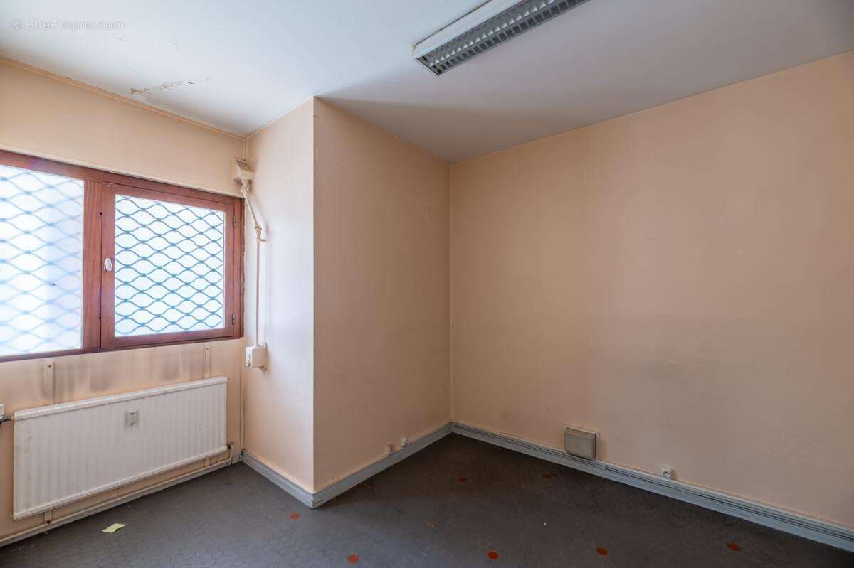 Commerce à SAINT-ETIENNE