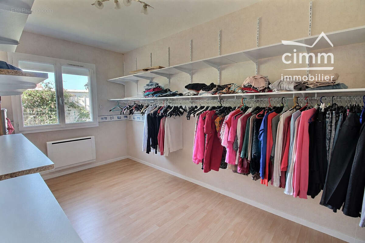 Maison 89 m² à Brezins  - photo 9