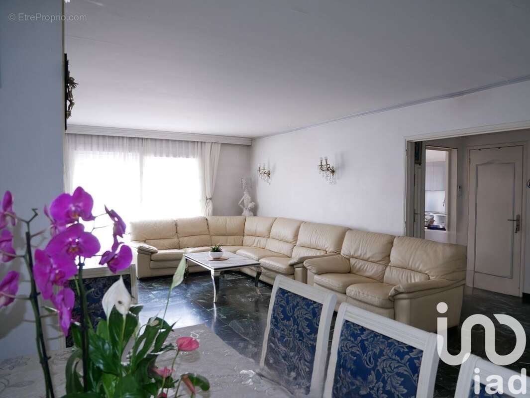 Photo 2 - Maison à SARCELLES