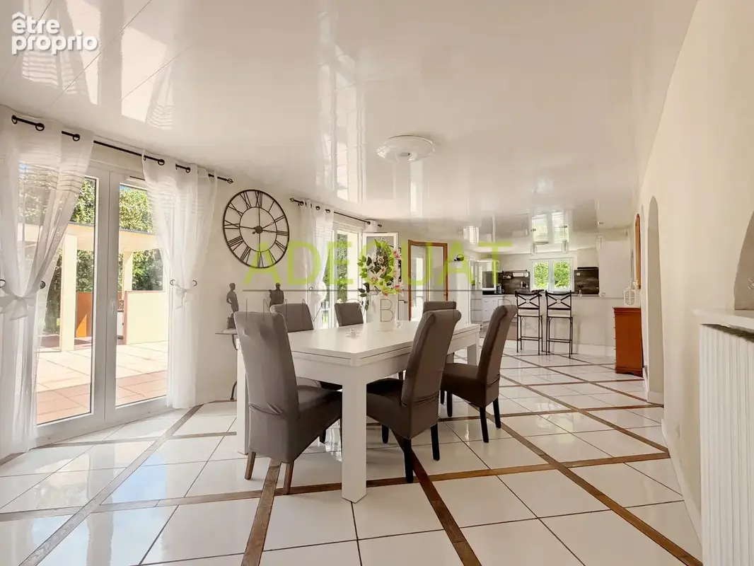 Diemoz / maison individuelle / 5 chambres / garage attenant / terrain de 2709m2... - photo 7