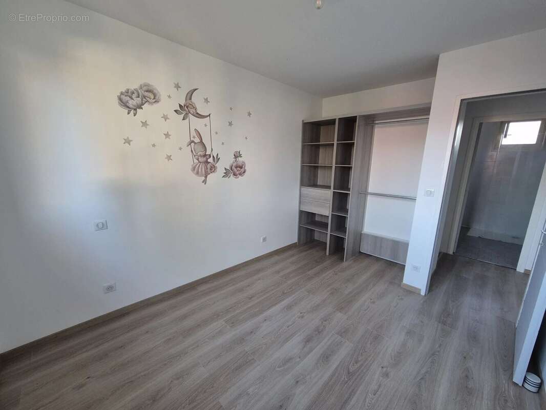 Vals près Le Puy, maison F4 sur 2 niveaux - photo 7