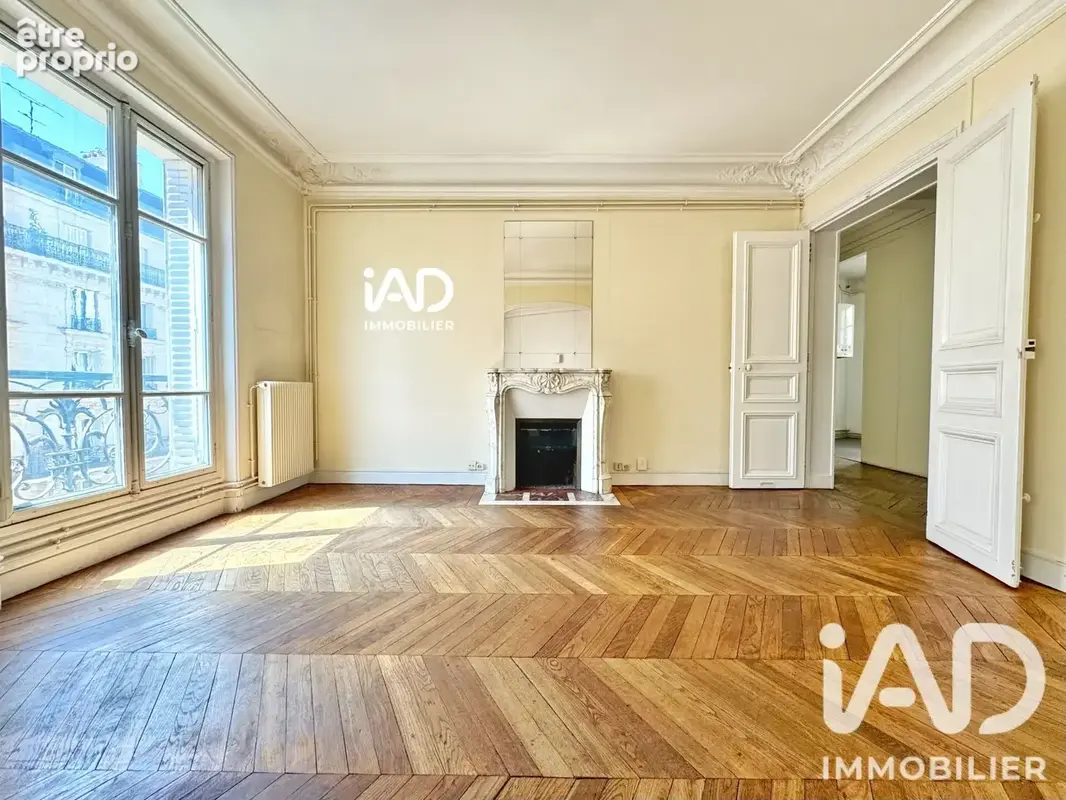 Photo 1 - Appartement à PARIS-10E