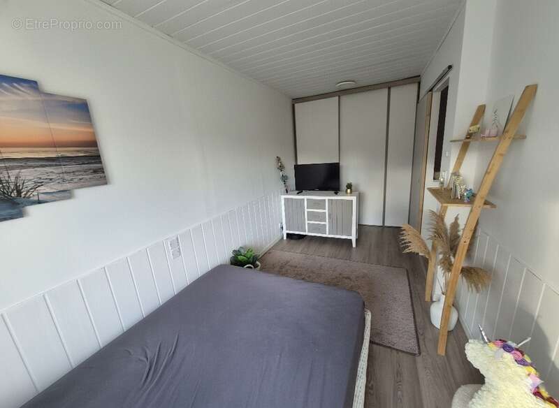 Maison à LES NOUILLERS