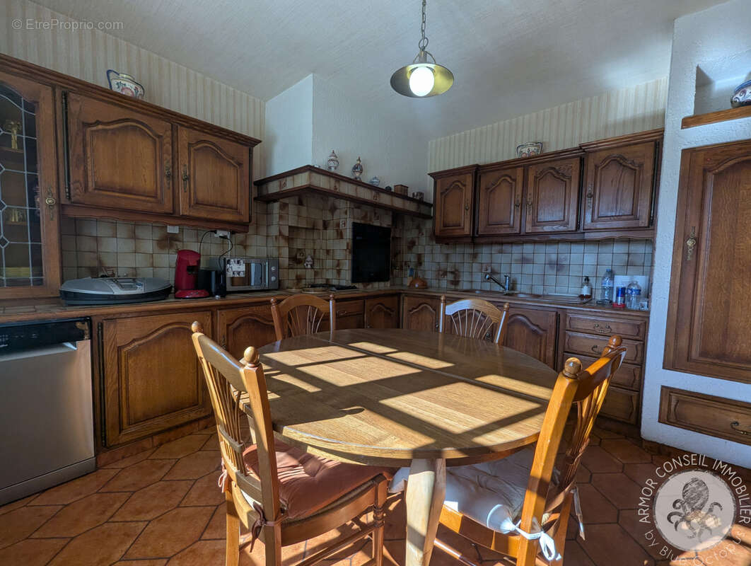 Maison à LANGUENAN