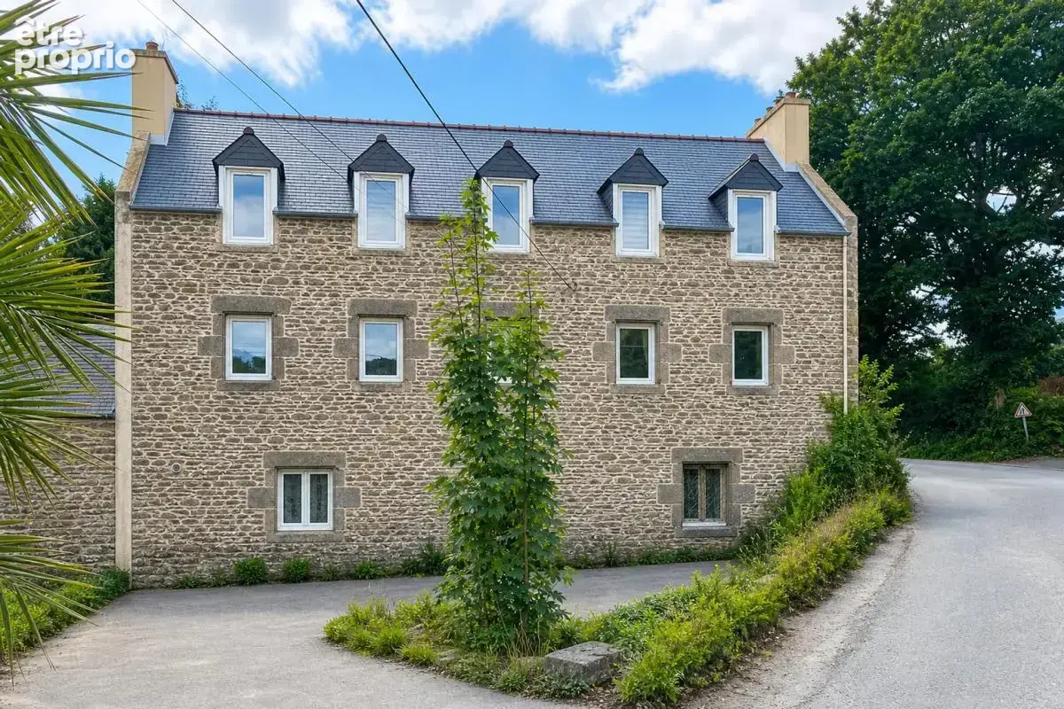Près de Brest : maison 193 m² avec studio, idéal investisseurs - photo 20