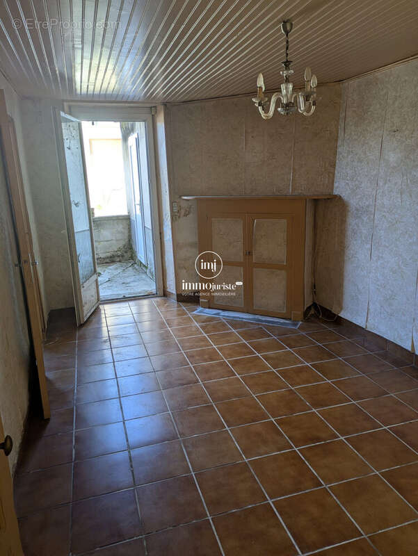 Maison 4 pièces 70 m² à vendre à Saillat-Sur-Vienne (87720) - photo 2