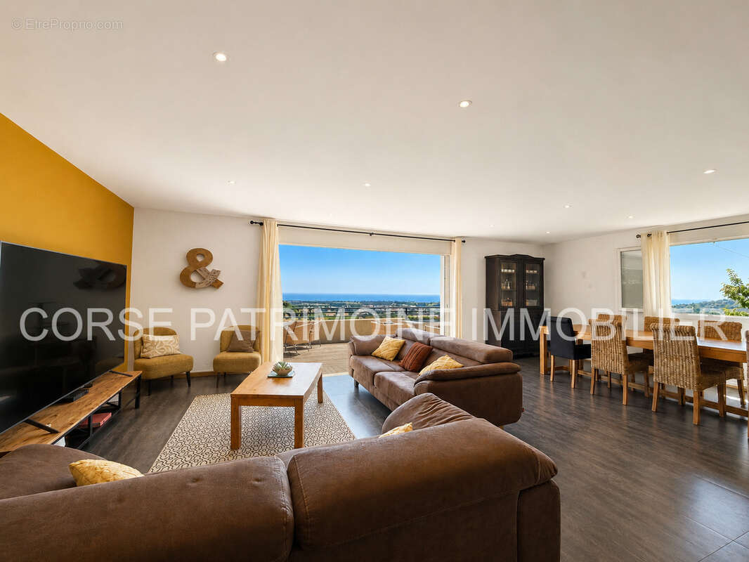 Maison composée de deux appartements indépendants sur les hauteurs de Folelli - photo 25